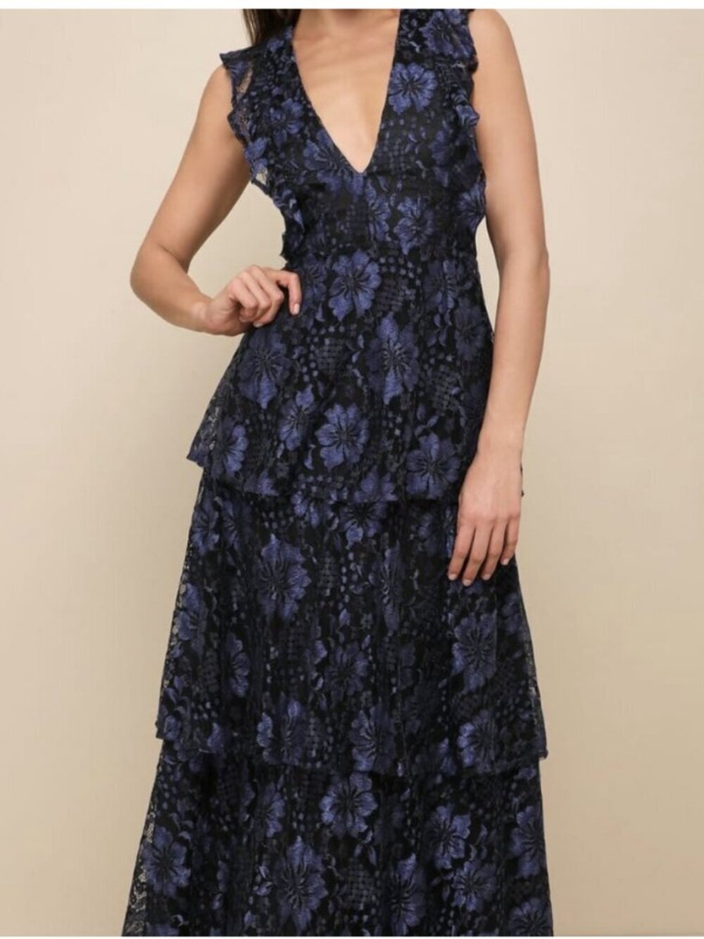 Lulus SZ M Black & Blue Floral Lace Tiered Maxi Dress Formal Prom MOC Romantic